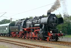 326033 B