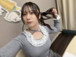 387029 B