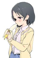 956923 B