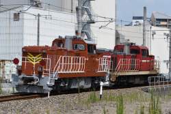 220505 B