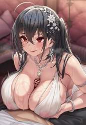 351409 B