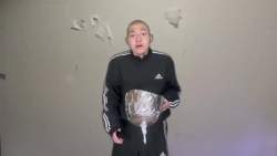 1848946 B