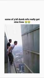 1033805 B
