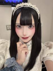 526779 B