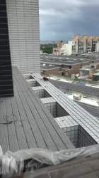 2748766 B