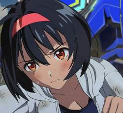 156672 B