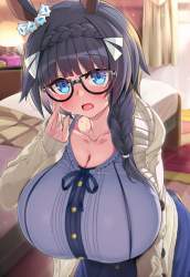 1005067 B
